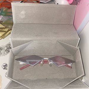 Escape holographic glasses